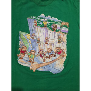 Vtg 90's T Shirt Men's SIze XL Basic Edition Bear Climbing Camp shirt